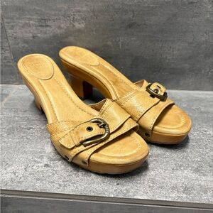 FRYE Women Wooden Leather Savannah Buckle Slide Size 8.5M Sandals